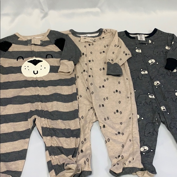 Gerber Other - New 0-3Month Boys Footed Pajamas set of 3